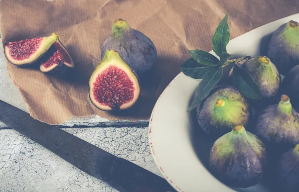 Figos maduros prontos para comer — Fotografia de Stock