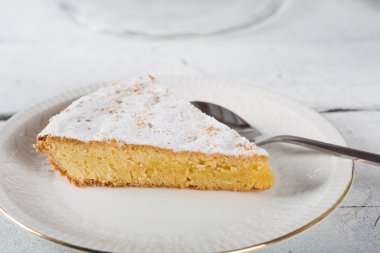 Santiago bademli kek