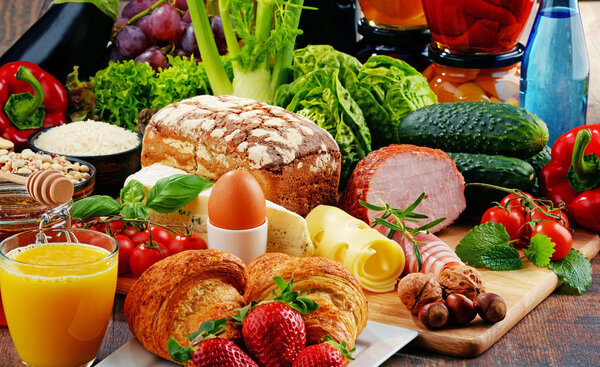 Composition with variety of organic food products