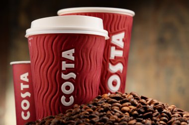 Costa kahve kahve ve fasulye cups ile kompozisyon