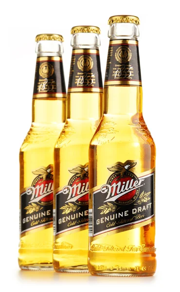 Bottles of Miller Genuine Draft beer over white — Stock Photo, Image