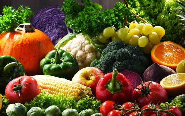 Composición Con Variedad Verduras Frutas Orgánicas Frescas — Foto de Stock