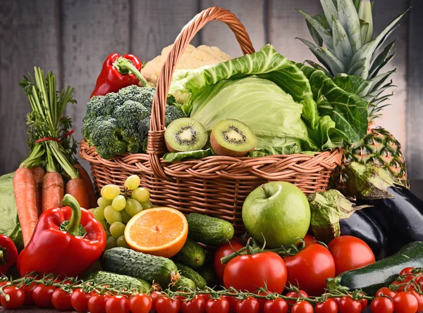 Composición Con Una Variedad Verduras Frutas Orgánicas Crudas Dieta Desintoxicación —  Fotos de Stock