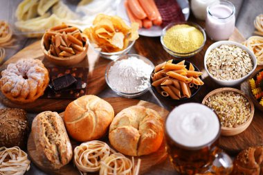 Glüten içeren çeşitli gıda ürünlerinin bileşimi.