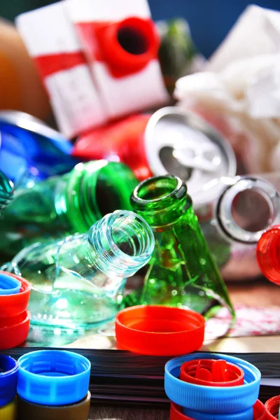 Recycelbarer Müll Aus Glas Kunststoff Metall Und Papier — Stockfoto