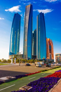 Abu Dhabi, Birleşik Arap Emirlikleri - 10 Şubat 2019: Etihad kuleleri Abu Dabi, Birleşik Arap Emirlikleri