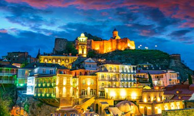 Eski Tiflis Kasabası, Gürcistan Gün batımından sonra