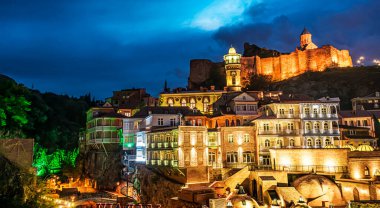 Eski Tiflis Kasabası, Gürcistan Gün batımından sonra