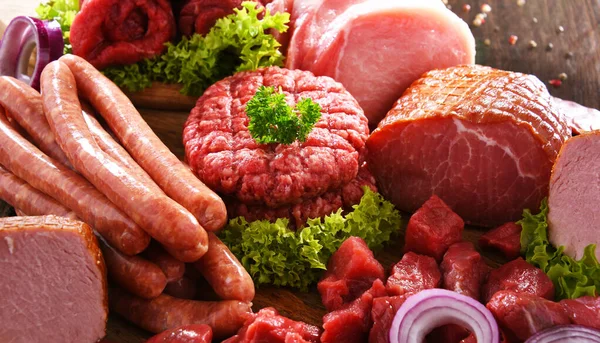 Composição Com Diversos Produtos Base Carne — Fotografia de Stock