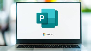POZNAN, POL - 1 Mayıs 2021: Microsoft tarafından geliştirilen Office aile yazılımı ve hizmetlerinin bir parçası olan Microsoft Publisher masaüstü yayıncılık uygulamasının logosu