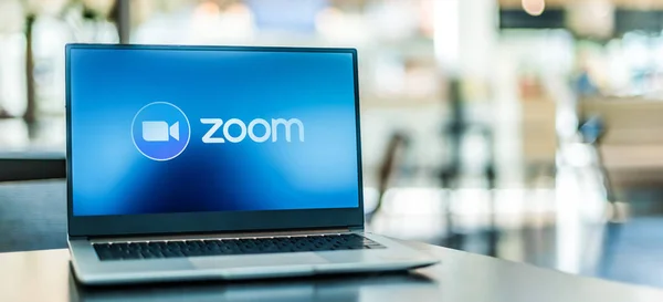 Poznan Pol Sep 2020 Комп Ютер Laptop Демонструє Логотип Zoom — стокове фото