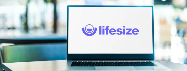 Poznan Pol Set 2020 Computer Portatile Che Visualizza Logo Lifesize — Foto Stock