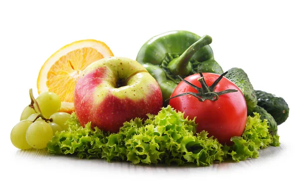 Skład Świeżymi Warzywami Owocami Białym Tle — Zdjęcie stockowe