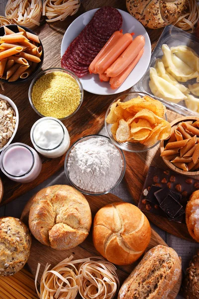 Sammansättning Med Olika Livsmedelsprodukter Som Innehåller Gluten — Stockfoto