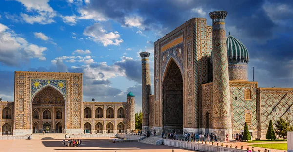 Samarkand Ouzbekistan Mai 2019 Registan Une Ancienne Place Publique Cœur — Photo