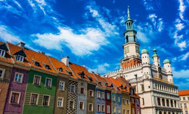 POZNAN, POL - SEP 8, 2021: Poznan Eski Kasabası, Polonya 'nın Wielkopolska ilindeki Mimari