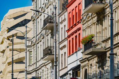 POZNAN, POL - SEP 8, 2021: Poznan Eski Kasabası, Polonya 'nın Wielkopolska ilindeki Mimari