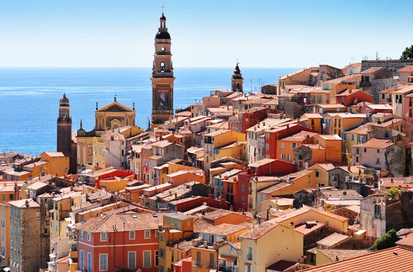 Arquitetura da cidade velha de Menton na Riviera Francesa — Fotografia de Stock