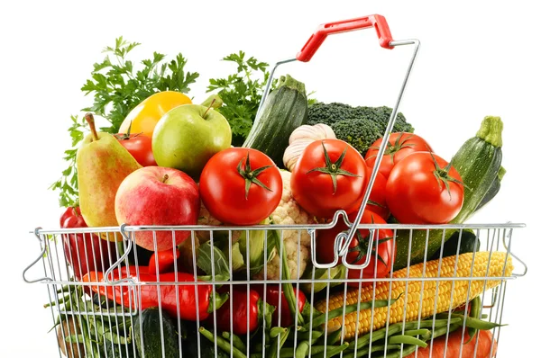 Wire shopping basket with groceries isolated on white — Stock Photo, Image