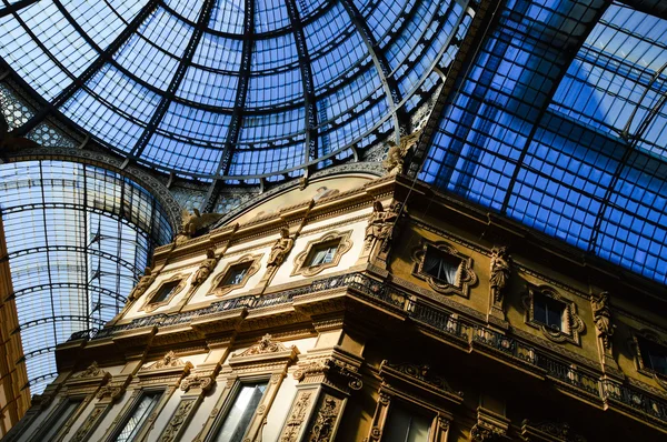 Galleria vittorio emanuele ii w centrum Mediolan, Włochy — Zdjęcie stockowe
