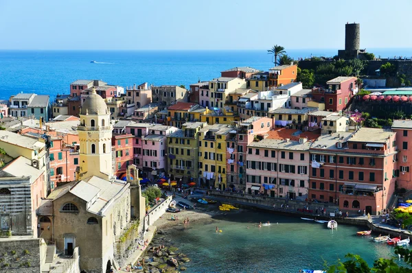 ヴェルナッツァ、イタリアの伝統的な地中海の建築様式 — ストック写真
