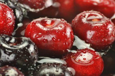 taze kiraz ile kompozisyon