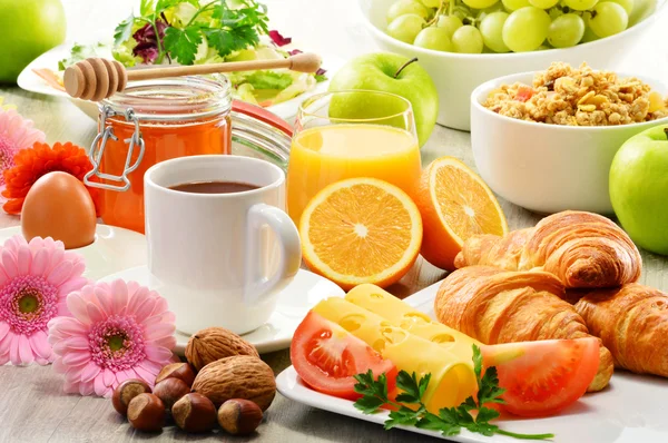 Composición con desayuno en la mesa. Dieta equilibrada . —  Fotos de Stock