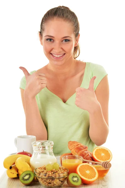 Giovane donna che fa colazione. Dieta equilibrata — Foto Stock