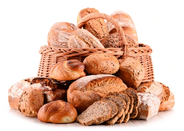 Composition avec une variété de produits de boulangerie isolés sur blanc — Photo