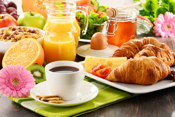 Composición con desayuno en la mesa. Dieta equilibrada . —  Fotos de Stock