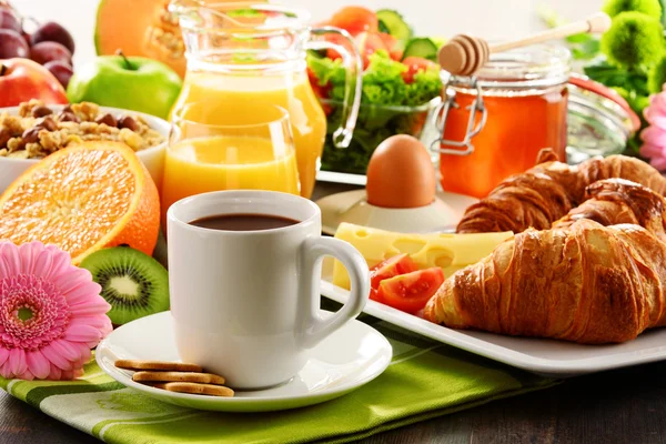 Composición con desayuno en la mesa. Dieta equilibrada . — Foto de Stock