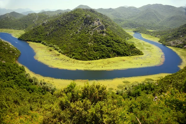 Skadarsko jezero, Montenegro, el lago más grande de los Balcanes — Foto de Stock