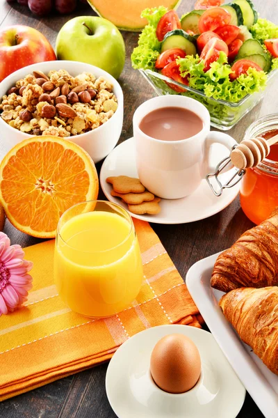 Composition with breakfast on the table. Balnced diet. — Stock Photo, Image