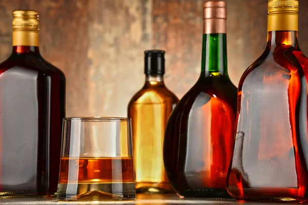 Bottles of assorted alcoholic beverages — Stock Photo, Image