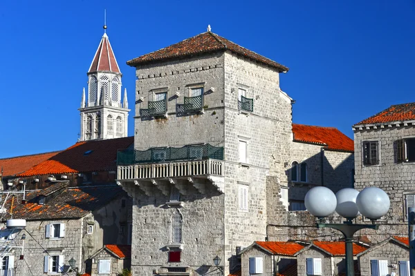 Dalmaçya, Hırvatistan Adriyatik kıyısındaki eski Trogir Şehri — Stok fotoğraf