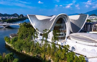 GUILIN, Çin - 2, 2025 Guangxi, Çin 'deki Opera Evi