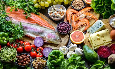 Pesseeter diyeti temsil eden gıda ürünleri.