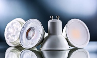 Standart bük ve kilitle tabanlı GU10 LED ampulleri