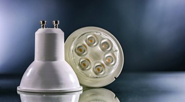 Standart bük ve kilitle tabanlı GU10 LED ampulleri