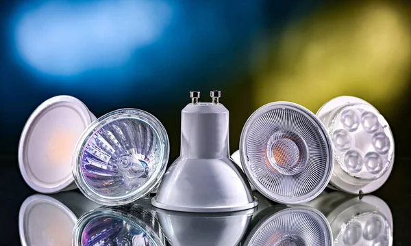 Standart bük ve kilitle tabanlı GU10 LED ampulleri