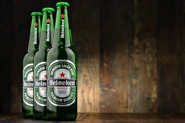 Bottles of Heineken beer — Stock Photo, Image