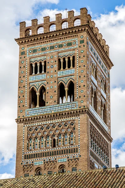 Mudejarskou věž kostela El Salvador, Teruel — Stock fotografie