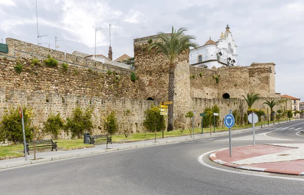 プラセンシア、スペインのカセレスの市壁 — ストック写真