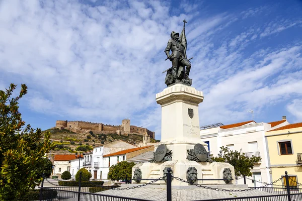 Staty av Hernan Cortes, Mexiko Erövraren, Medellin, Spanien — Stockfoto