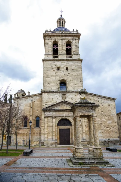 西班牙罗德里戈城大教堂 — 图库照片