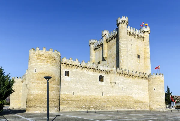 Замок в Fuensaldana, Іспанія — стокове фото