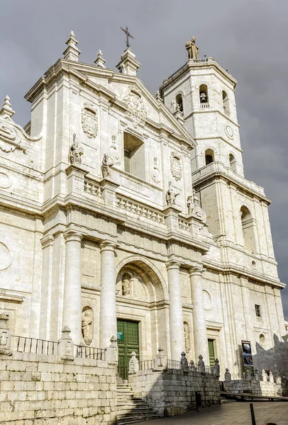 Rooms-katholieke kathedraal in Valladolid, Spanje. — Stockfoto