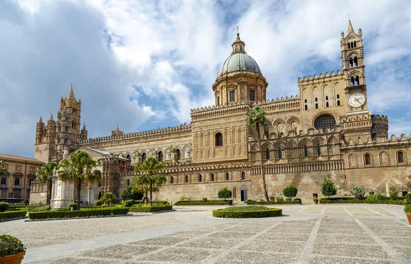 Monreale Katedrali (Duomo di Monreale), Monreale, Palermo, Sicilya, İtalya