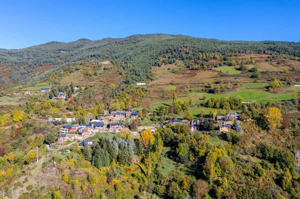 Vista Panorámica Pequeña Ciudad Montaña Ventola Girona España — Foto de Stock