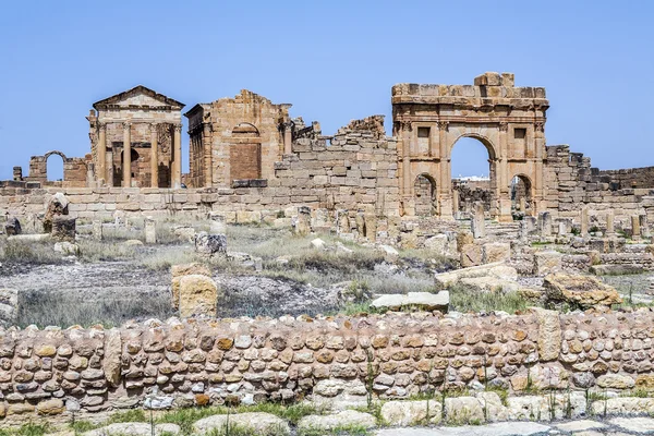 Romeinse ruïnes van sufetula in de buurt van sbeitla — Stockfoto